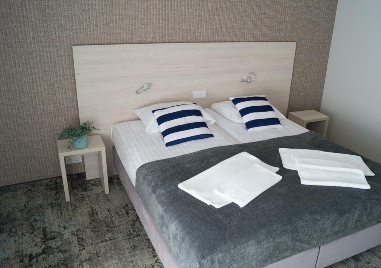 Willa Nest Unieście Extérieur photo